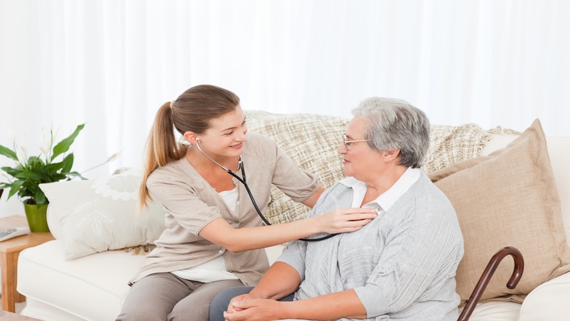 Nurturing Independence: A Comprehensive Guide to Home Health Care in Plymouth, MN.