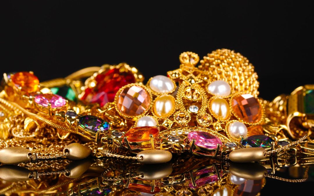 Old-World Charm Meets Modern Style: Exploring Vintage Jewelry Sellers in Bethesda, MD