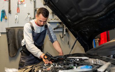 Expert Mechanics at a Car Repair Store Richland WA Solve Your Auto Issues Fast