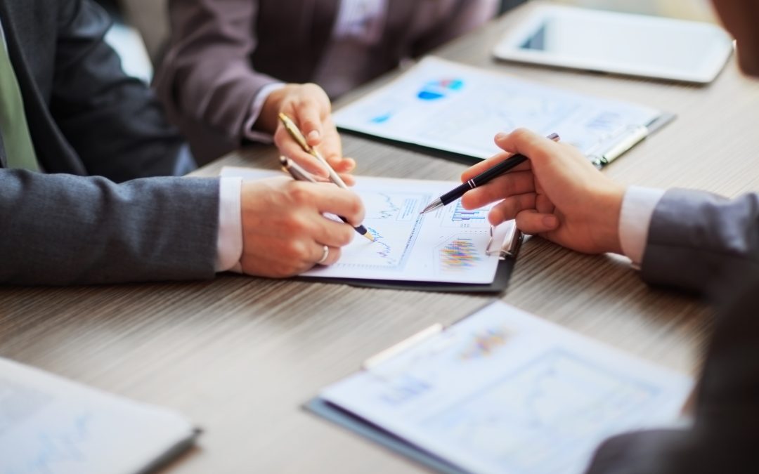 How Financial Advisor Services Milwaukee WI Help Secure Your Family’s Financial Future