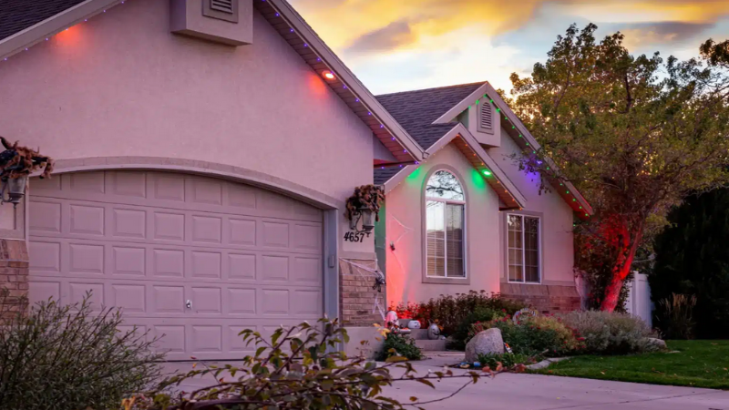 Brighten Your Home All Year With Permanent Christmas Lights Highlands Ranch CO Residents Love